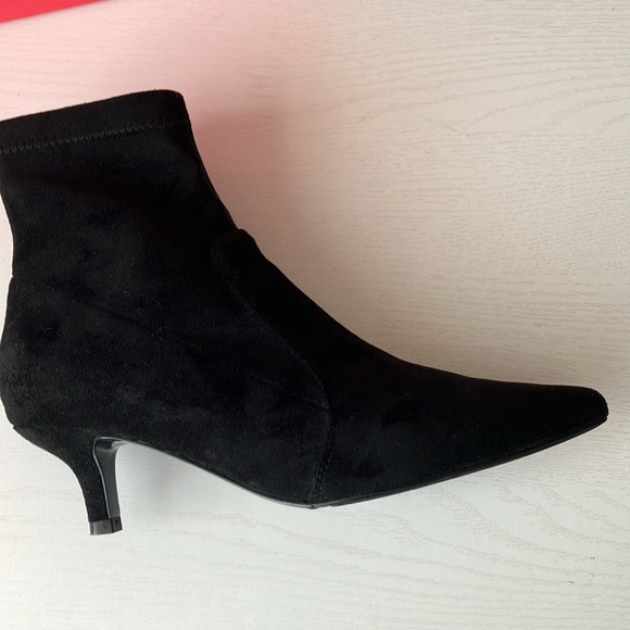 Vaneli Tale Black Punto Super SU Kitten Heel Booties (Size 6.5) - Picture 7 of 15
